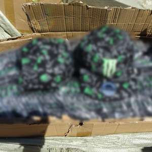 Bunuri contrafăcute, în valoare de peste 2.000.000 lei, descoperite într-un autocamion în PTF Calafat