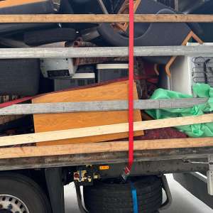 Peste 45 de tone de deșeuri oprite la granița cu Ungaria