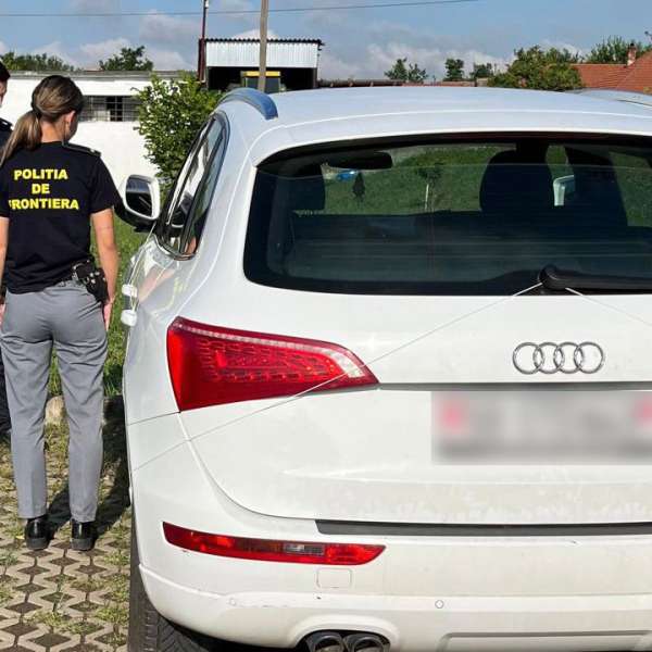 Un microbuz şi un autoturism, căutate în Belgia şi Elveţia, depistate la frontiera de vest