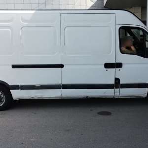 Un microbuz şi un autoturism, căutate în Belgia şi Elveţia,  depistate la frontiera de vest