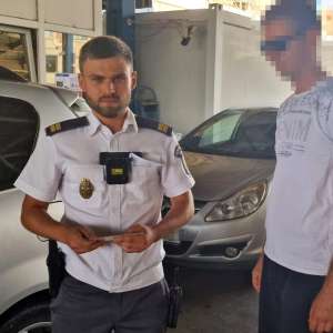 La volan cu un permis nerecunoscut de legea română