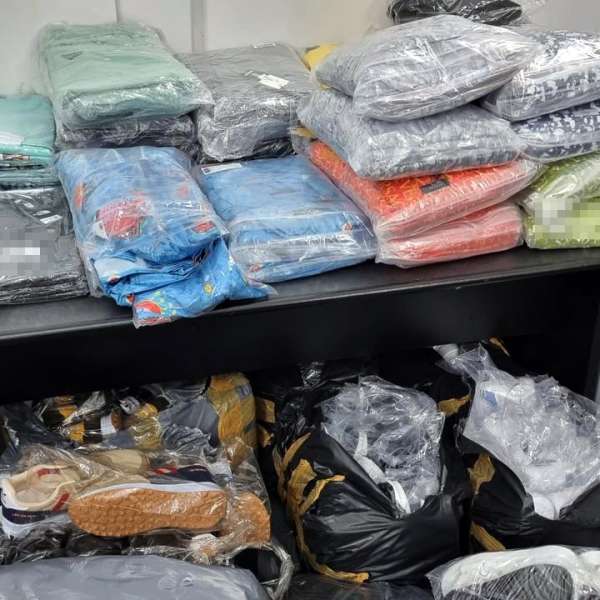 Bunuri în valoare de aproximativ 700.000 lei, susceptibile a fi contrafăcute, descoperite de polițiștii de frontieră giurgiuveni