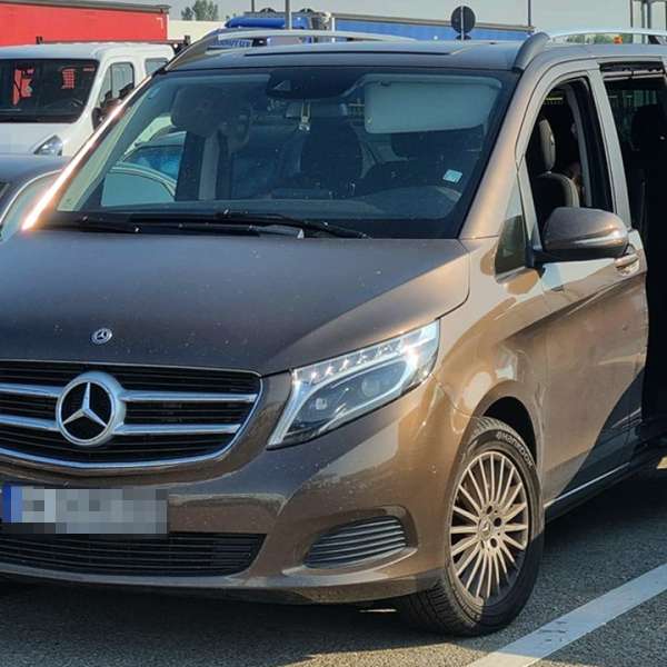 Microbuz căutat de autoritățile din Germania, depistat în P.T.F. Calafat