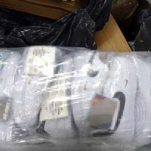 Bunuri contrafăcute, în valoare de peste 500.000 lei, descoperite de polițiștii de frontieră doljeni