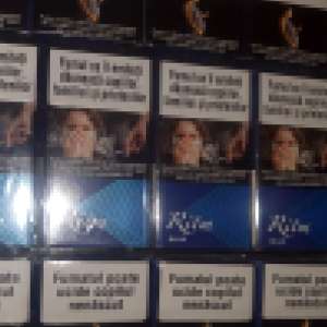 Peste 115.000 țigarete de contrabandă descoperite în plafonul modificat al unei remorci, în Albița