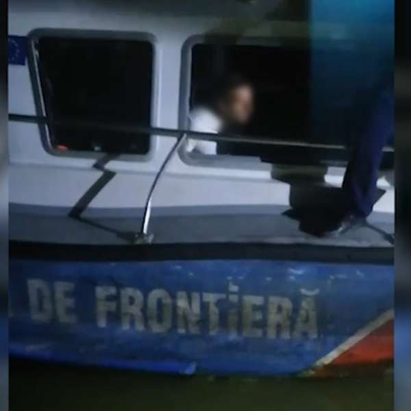 Acțiune de salvare a polițiștilor de frontieră pe fluviul Dunărea