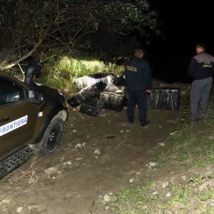 Ţigarete de contrabandă, în valoare de aproximativ 105.000 de lei, descoperite la Rădăuţi Prut