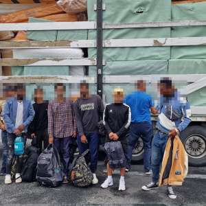 Acțiuni intense la Nădlac: 116 cetăţeni străini, depistați în tentativă de trecere ilegală în ultimele 24 de ore