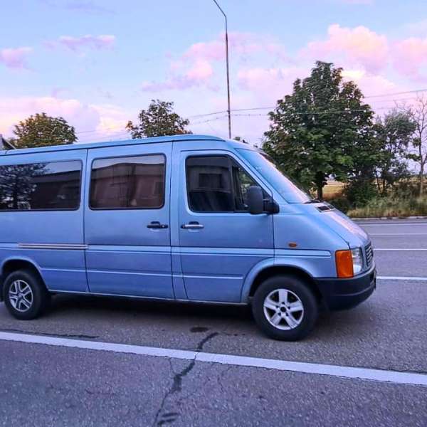 Microbuz căutat de autorităţile din Cehia, descoperit la PTF Albița la numai o zi după semnalare