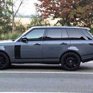 Autoturism Land Rover cu număr fals de înmatriculare, căutat de autoritățile din Belgia, oprit la P.T.F. Albița