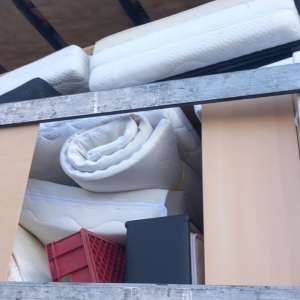 Aproximativ 22 de tone de deșeuri oprite la intrarea în țară