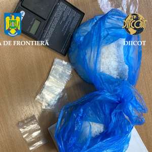 Maramureșean depistat cu o jumatate de kg de substanțe interzise, la Vișeu de Jos