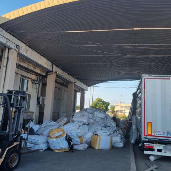 Bunuri susceptibile a fi contrafăcute în valoare de peste 6.000.000 lei, confiscate la frontiera cu Bulgaria