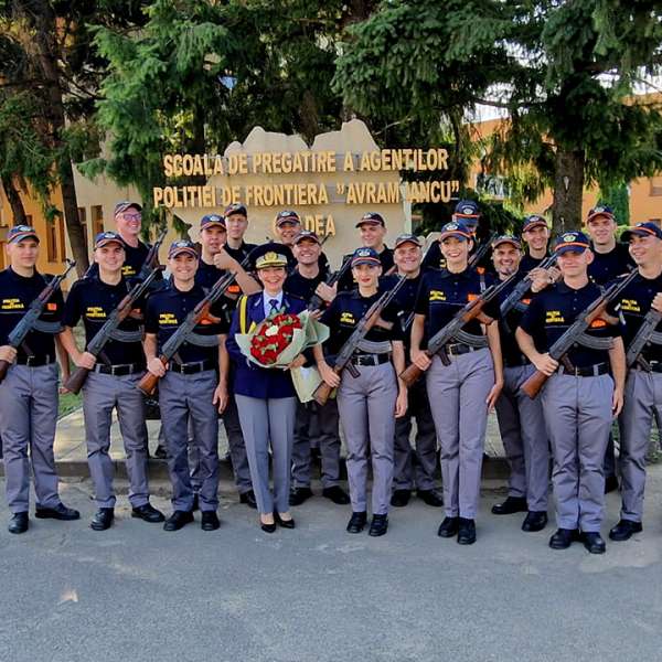 O nouă serie de elevi a depus jurământul militar la Şcoala ”Avram Iancu” Oradea