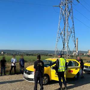 Călăuze şi cinci cetăţeni străini depistaţi ca urmare a cooperării dintre poliţiştii de frontieră ieșeni şi omologii din Republica Moldova