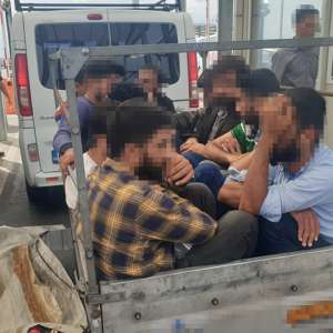 46 de cetăţeni străini, depistați ascunși în ultimele 24 de ore