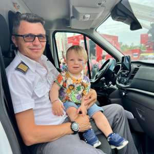 An de an alături de cei mici