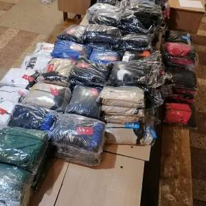 Bunuri susceptibile a fi contrafăcute în valoare de 47.000 lei, confiscate de poliţiştii de frontieră de la PTF Ostrov