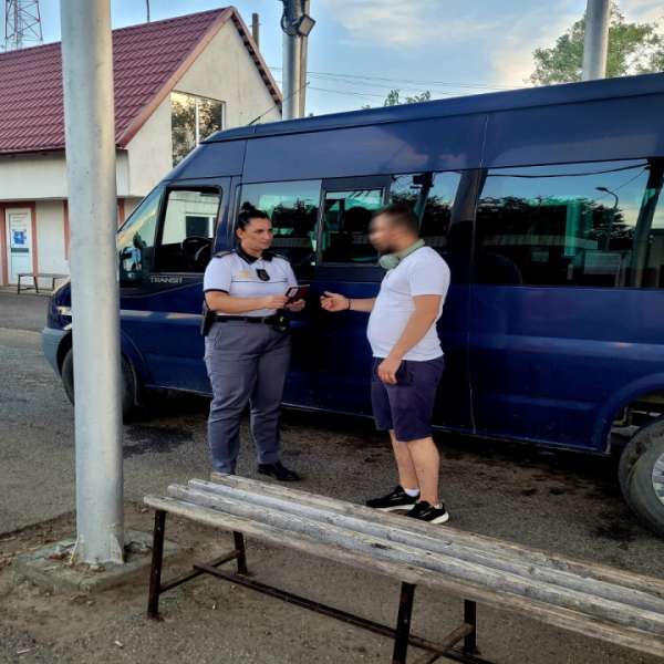 A încercat să iasă din România cu un permis de conducere nerecunoscut de lege