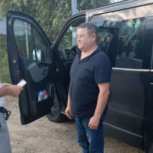 Fraudă la o firmă de închirieri auto din Austria, deconspirată de polițiștii de frontieră botoșăneni