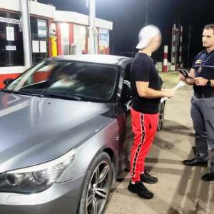 Permis de conducere fals, obținut cu 500 de euro