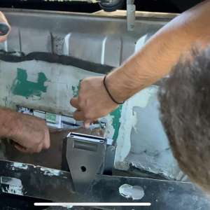 Țigări descoperite în rezervorul unui autoturism ce s-a prezentat în PTF Halmeu