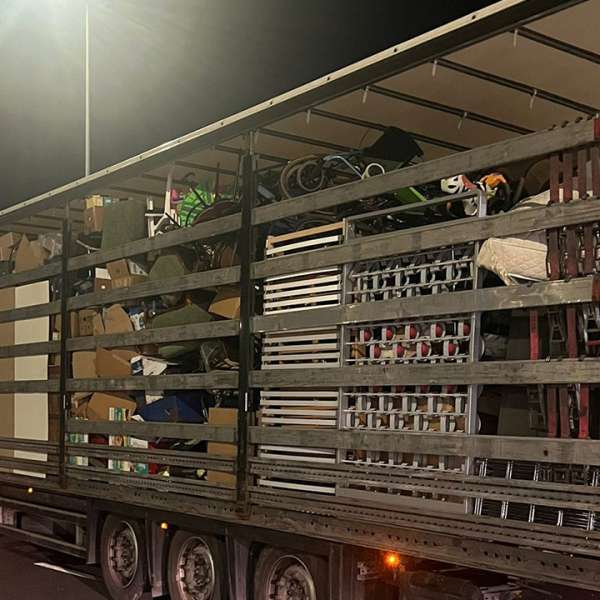 Peste 13.000 kg deşeuri oprite la intrarea în țară