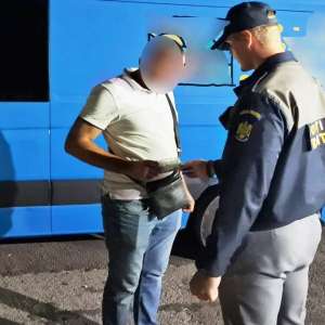 Dosar penal pentru fals material în înscrisuri oficiale