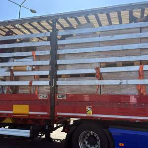 Cetăţeni din Pakistan, India, Bangladesh şi Siria depistaţi la frontiera cu Ungaria. 28 dintre aceştia ascunşi într-un TIR cu destinaţia Slovacia