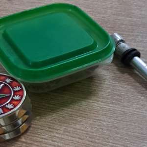 Substanţă vegetală descoperită la controlul de frontieră