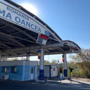 Autocamion radiat din circulație, descoperit pe sensul de ieșire din România