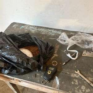 The searches, the identification of over 1,000 postal items and tons of confiscated tobacco in the case regarding the destruction of a Romanian-Bulgarian tobacco smuggling network