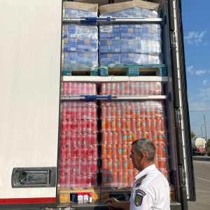 Impressive catch at the border with Bulgaria: over 430 thousand packs of contraband cigarettes, worth almost 11 million lei, discovered at BCP Giurgiu