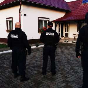 Percheziții într-un dosar de contrabandă cu țigări, în Suceava și alte 5 județe din țară
