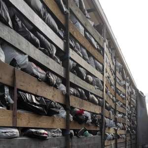 Peste 30 tone deşeuri oprite la intrarea în țară