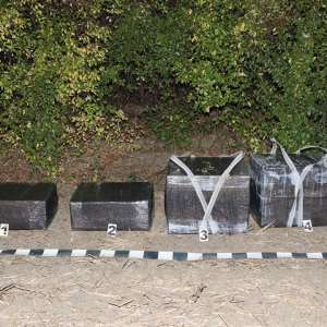 Ţigări de contrabandă reţinute de polițiștii de frontieră