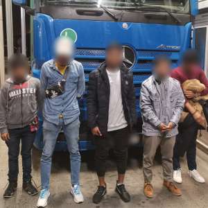 21 de cetățeni străini depistați de polițiștii de frontieră arădeni