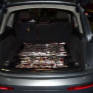 40.000 țigarete depistate ascunse, într-un locaș special amenajat  dar și sub roata de rezervă ale unui autoturism, la Calafat