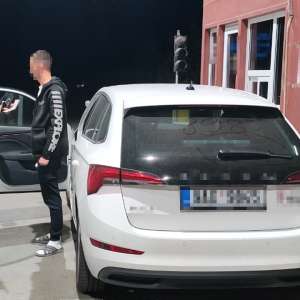 Autoturism în valoare de 25.000 de euro oprit la PTF Stânca din drumul ilegal spre R. Moldova