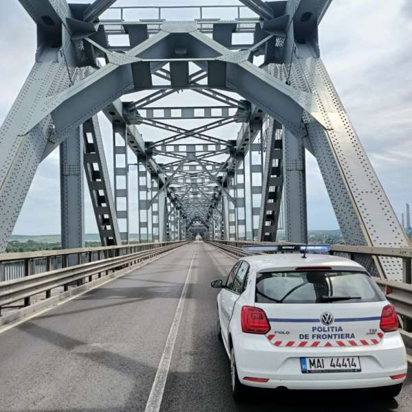 Lucrări de reparaţii pe Podul Prieteniei. Trafic restricţionat între PTF Giurgiu şi Ruse