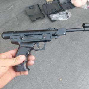 1.520 de arme neletale supuse autorizării descoperite de polițiștii de frontieră într-un camion în P.T.F. Isaccea