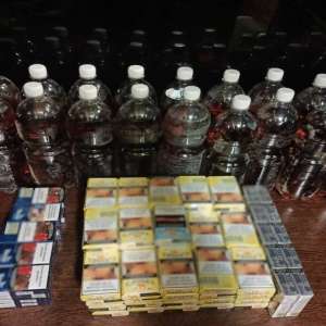 Țigări disimulate în cutii cu dulciuri și coniac fără timbru de acciză, confiscate la Albița