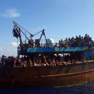 O nouă misiune de salvare în apele Mării Mediterane încheiată cu succes de poliţiştii de frontieră români