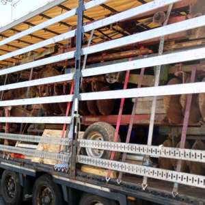 Peste 56 tone de deșeuri oprite la intrarea în țară, la Nădlac II