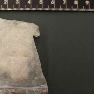 Doi maramureșeni depistați cu aproximativ 13 grame de substanțe interzise, în Vișeu de Sus și Crăciunești