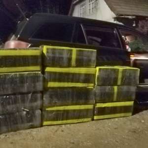 Țigări în valoare de peste 78.000 de lei descoperite în două mașini