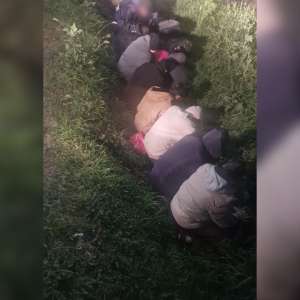 Douăzeci de cetățeni din Bangladesh și Pakistan au încercat să iasă ilegal  din ţară ascunşi într-un microbuz