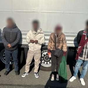 Zece cetățeni etiopieni depistați de polițiștii de frontieră de la Nădlac II