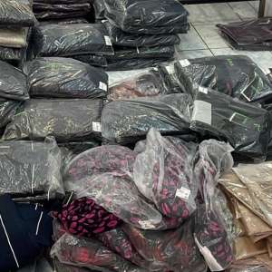 Bunuri, fără documente de provenienţă, în valoare estimată de peste 410.000 lei, reținute la frontieră