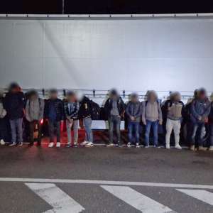 16 cetățeni din Bangladesh, depistați ascunși la Nădlac